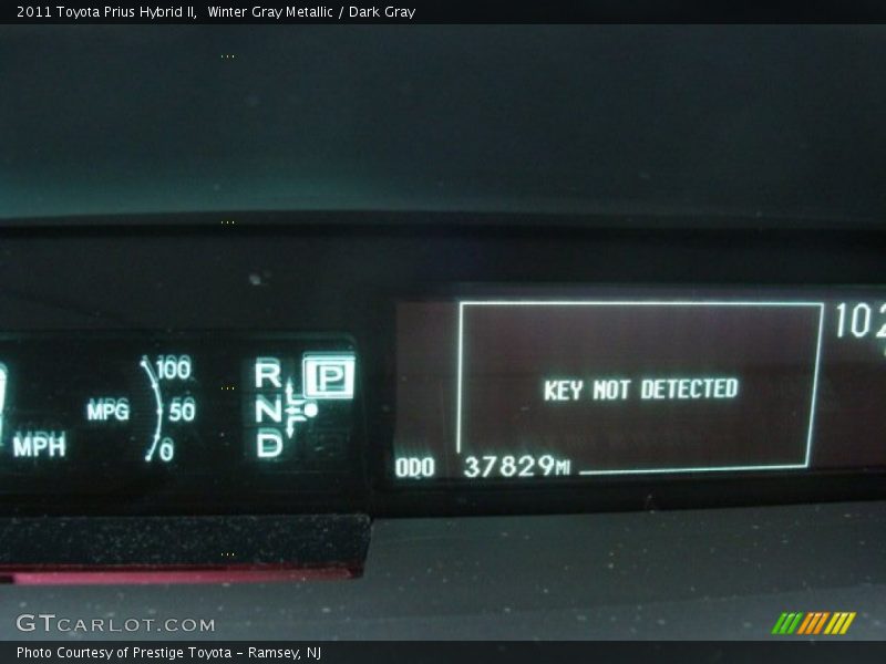 Winter Gray Metallic / Dark Gray 2011 Toyota Prius Hybrid II