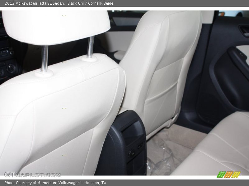 Black Uni / Cornsilk Beige 2013 Volkswagen Jetta SE Sedan