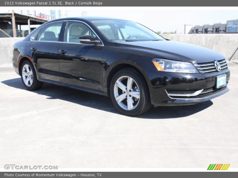 Black / Cornsilk Beige 2013 Volkswagen Passat 2.5L SE