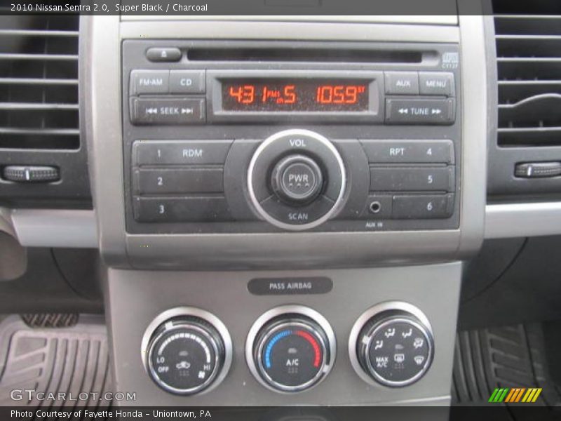 Controls of 2010 Sentra 2.0