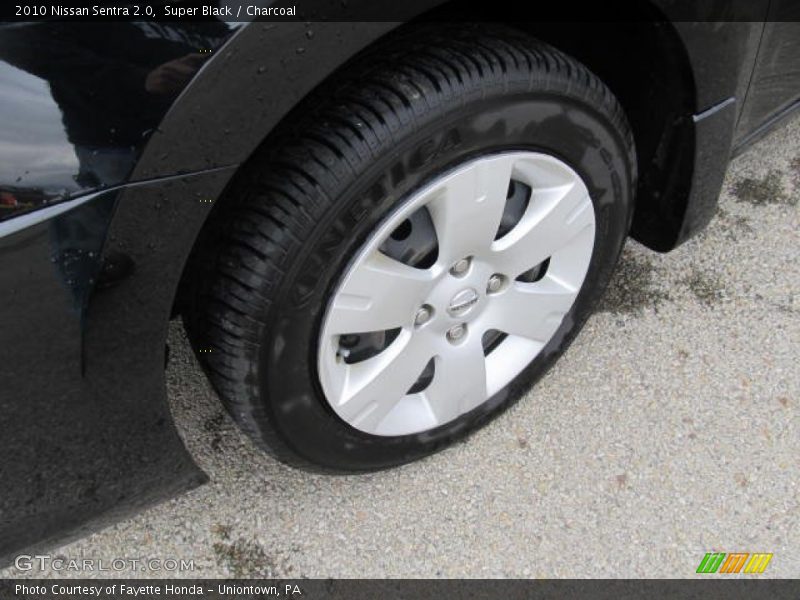 Super Black / Charcoal 2010 Nissan Sentra 2.0