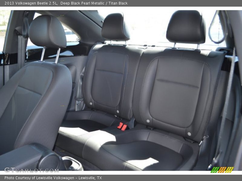 Deep Black Pearl Metallic / Titan Black 2013 Volkswagen Beetle 2.5L