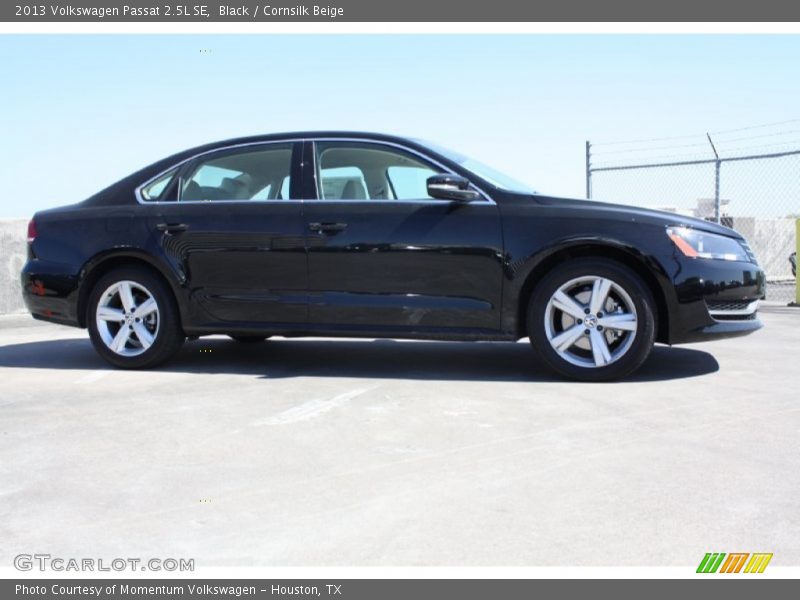 Black / Cornsilk Beige 2013 Volkswagen Passat 2.5L SE