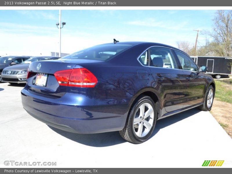 Night Blue Metallic / Titan Black 2013 Volkswagen Passat 2.5L SE