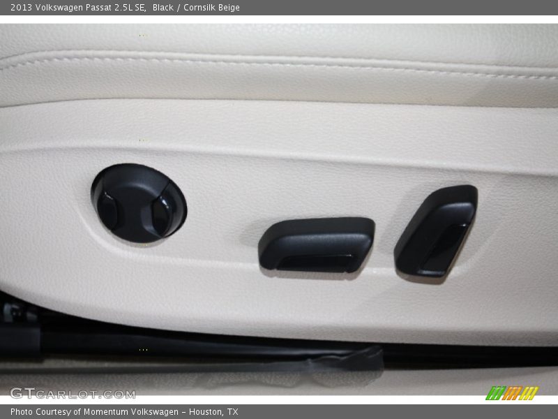Black / Cornsilk Beige 2013 Volkswagen Passat 2.5L SE