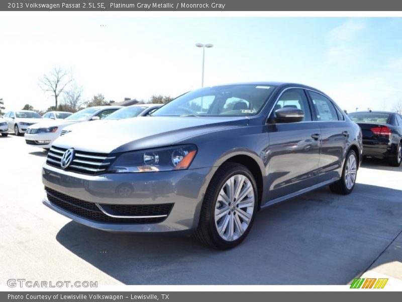 Platinum Gray Metallic / Moonrock Gray 2013 Volkswagen Passat 2.5L SE