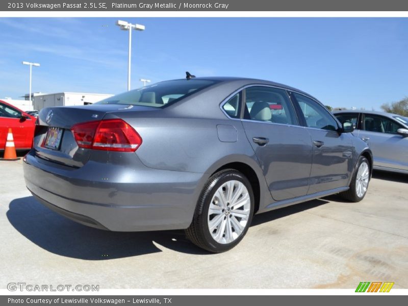 Platinum Gray Metallic / Moonrock Gray 2013 Volkswagen Passat 2.5L SE