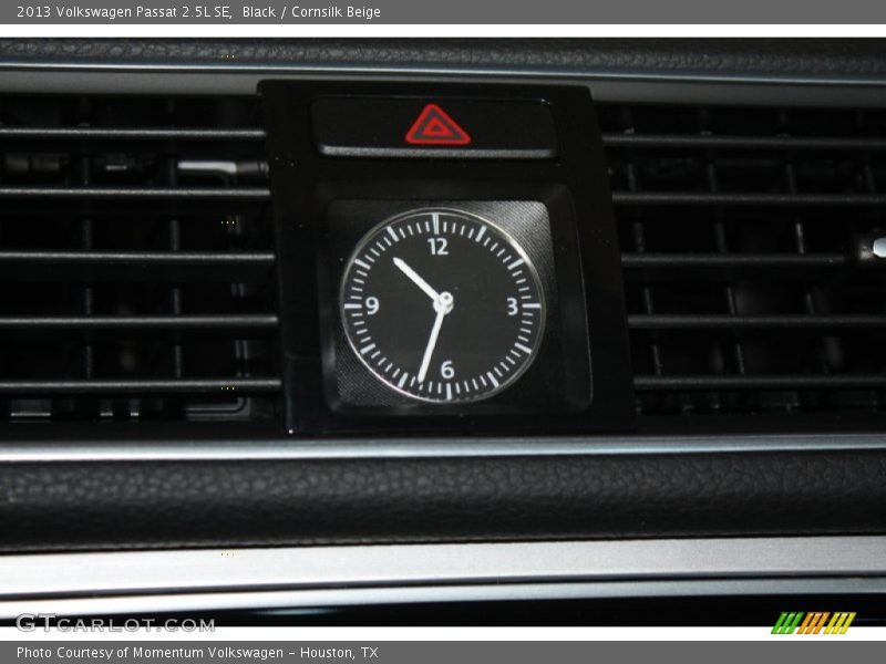 Black / Cornsilk Beige 2013 Volkswagen Passat 2.5L SE