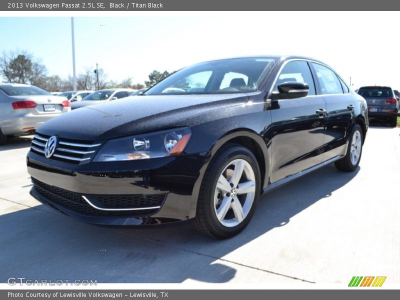 Black / Titan Black 2013 Volkswagen Passat 2.5L SE