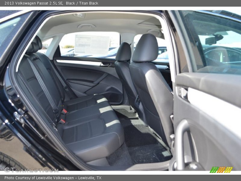 Black / Titan Black 2013 Volkswagen Passat 2.5L SE