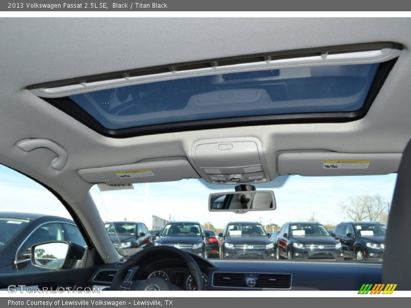 Black / Titan Black 2013 Volkswagen Passat 2.5L SE