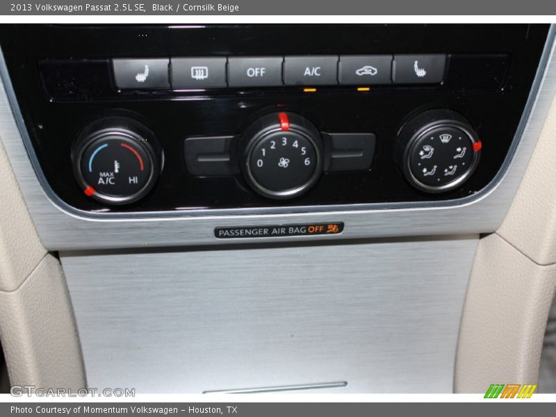 Black / Cornsilk Beige 2013 Volkswagen Passat 2.5L SE