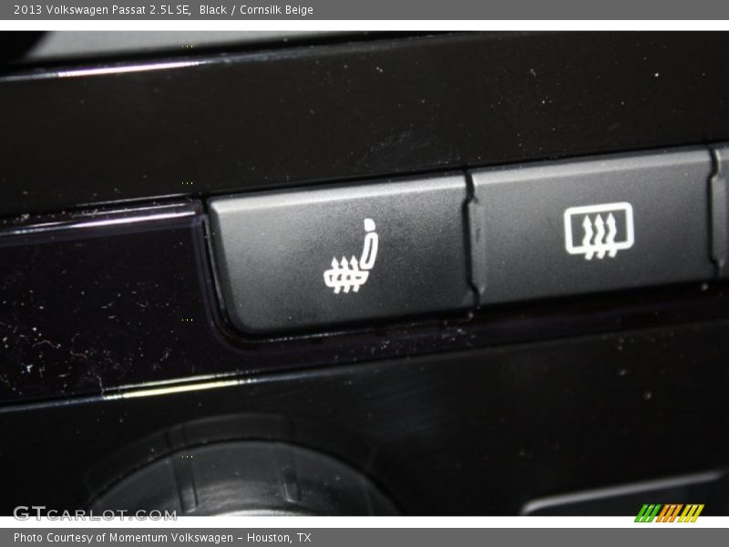 Black / Cornsilk Beige 2013 Volkswagen Passat 2.5L SE