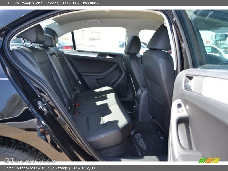 Black Uni / Titan Black 2013 Volkswagen Jetta SE Sedan