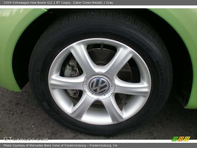 Cyber Green Metallic / Gray 2004 Volkswagen New Beetle GLS 1.8T Coupe