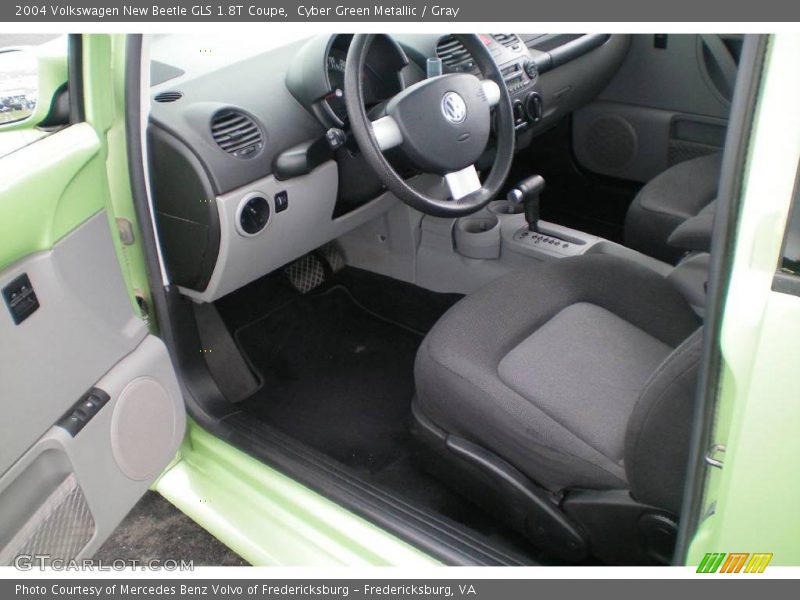 Cyber Green Metallic / Gray 2004 Volkswagen New Beetle GLS 1.8T Coupe