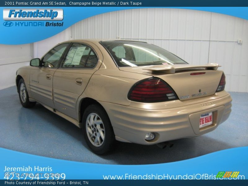 Champagne Beige Metallic / Dark Taupe 2001 Pontiac Grand Am SE Sedan