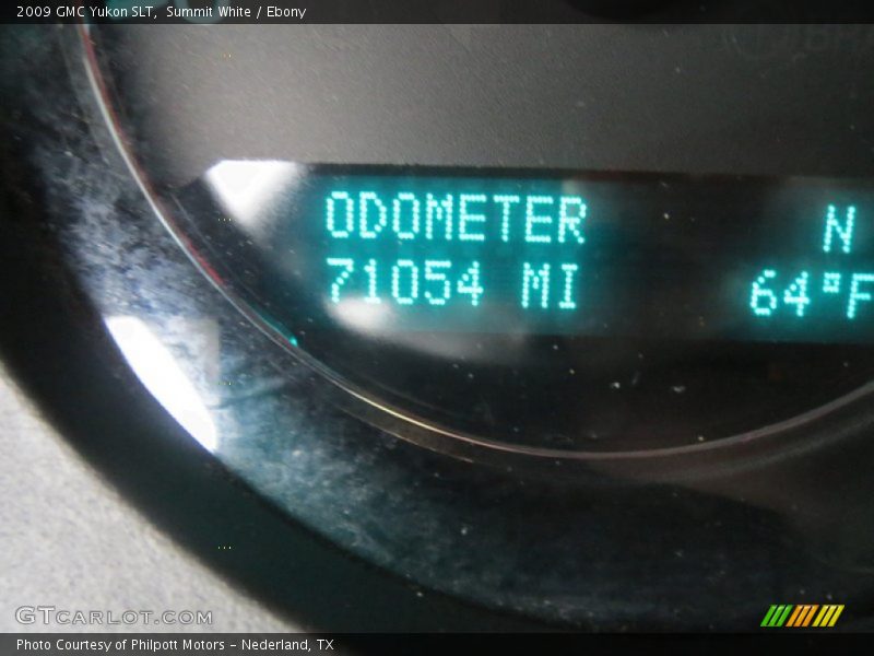 Summit White / Ebony 2009 GMC Yukon SLT
