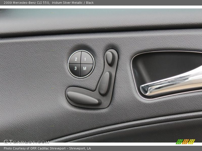 Iridium Silver Metallic / Black 2009 Mercedes-Benz CLS 550