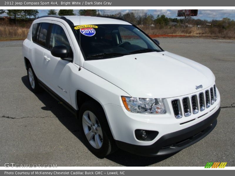 Bright White / Dark Slate Gray 2012 Jeep Compass Sport 4x4