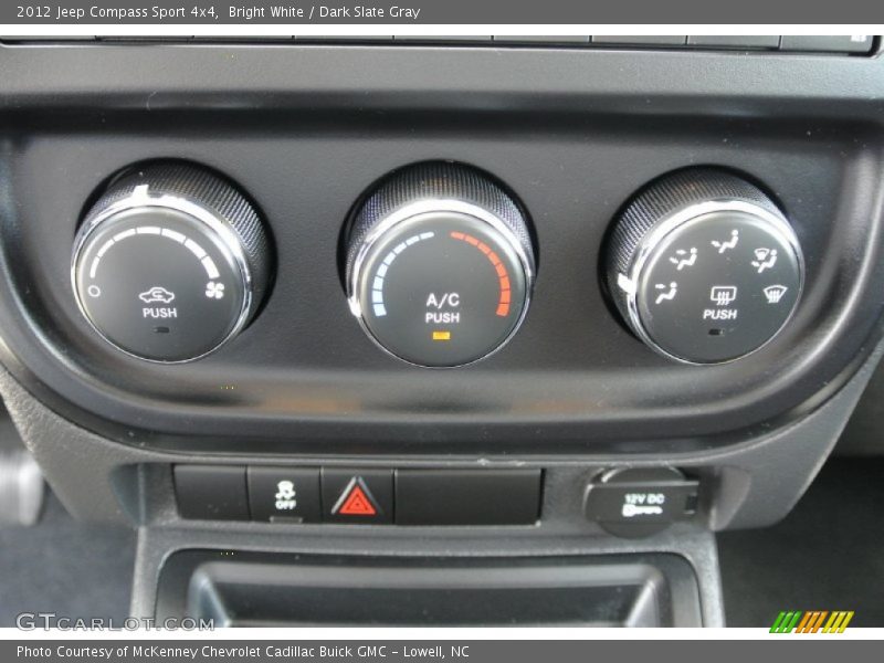 Bright White / Dark Slate Gray 2012 Jeep Compass Sport 4x4