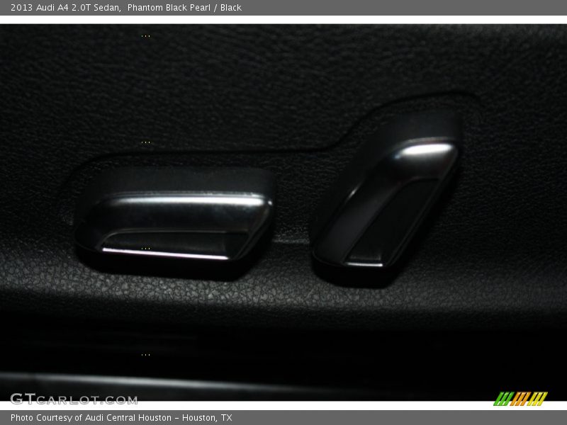 Phantom Black Pearl / Black 2013 Audi A4 2.0T Sedan