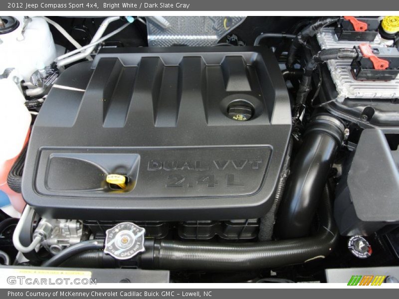 Bright White / Dark Slate Gray 2012 Jeep Compass Sport 4x4