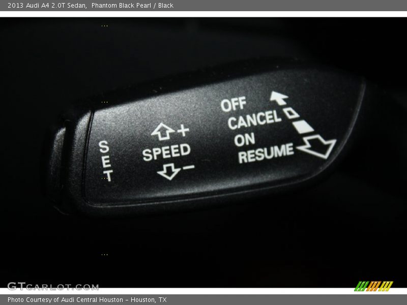 Phantom Black Pearl / Black 2013 Audi A4 2.0T Sedan