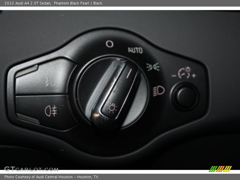 Phantom Black Pearl / Black 2013 Audi A4 2.0T Sedan