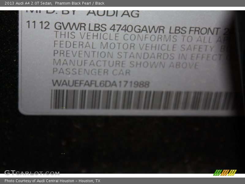 Phantom Black Pearl / Black 2013 Audi A4 2.0T Sedan
