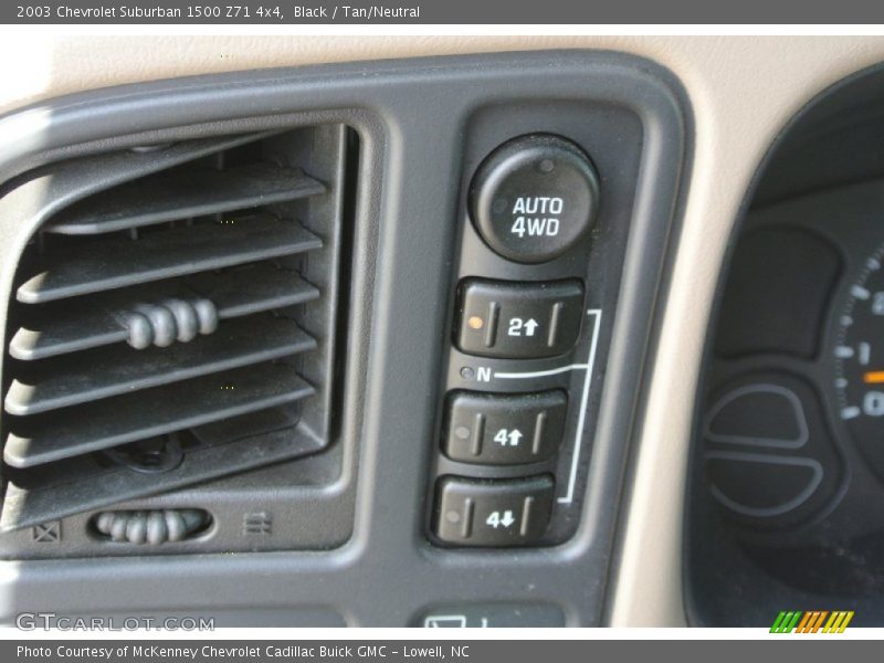 Black / Tan/Neutral 2003 Chevrolet Suburban 1500 Z71 4x4