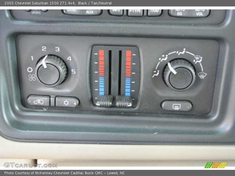 Black / Tan/Neutral 2003 Chevrolet Suburban 1500 Z71 4x4