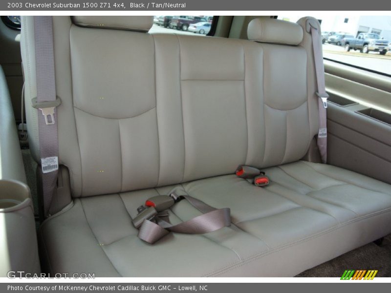 Black / Tan/Neutral 2003 Chevrolet Suburban 1500 Z71 4x4