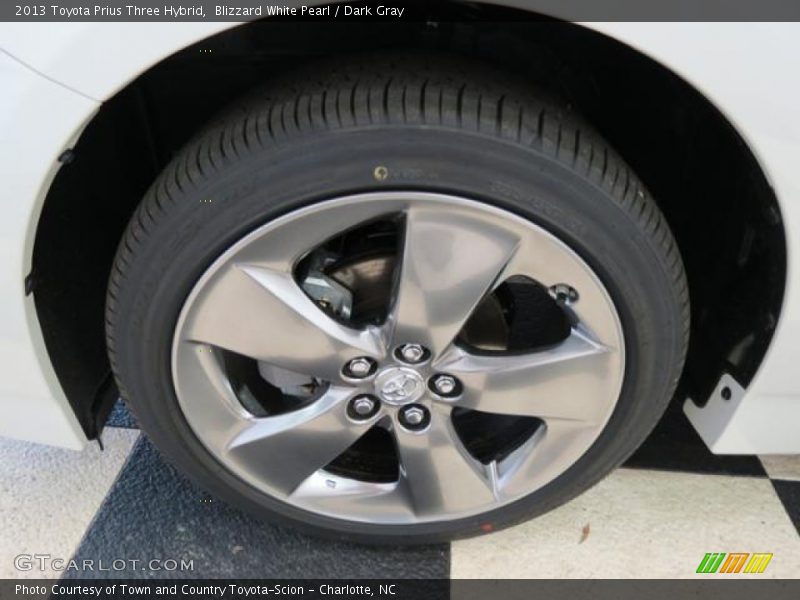 Blizzard White Pearl / Dark Gray 2013 Toyota Prius Three Hybrid