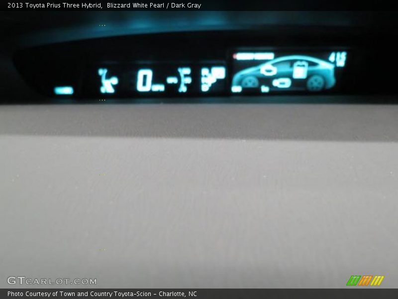 Blizzard White Pearl / Dark Gray 2013 Toyota Prius Three Hybrid