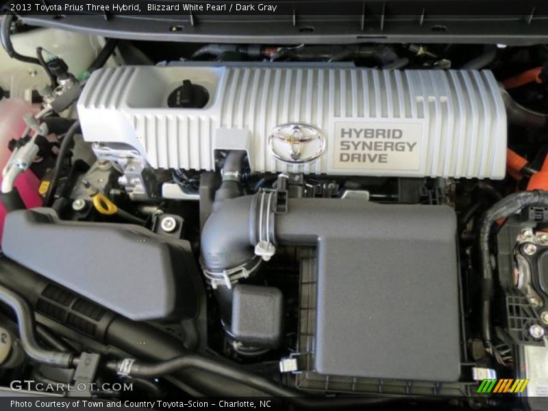Blizzard White Pearl / Dark Gray 2013 Toyota Prius Three Hybrid