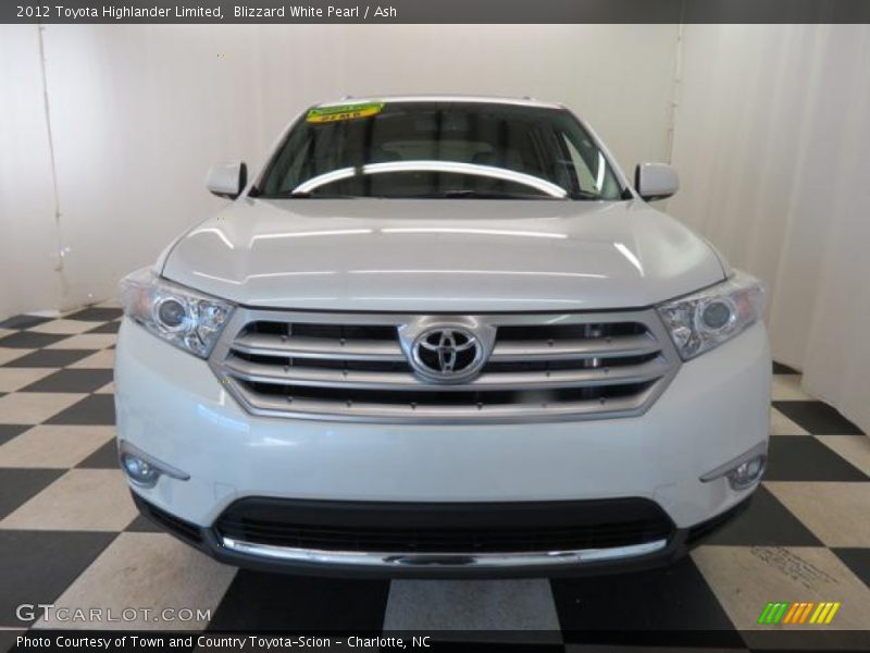 Blizzard White Pearl / Ash 2012 Toyota Highlander Limited