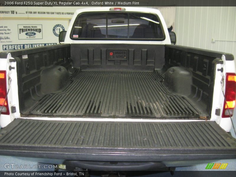 2006 F250 Super Duty XL Regular Cab 4x4 Trunk