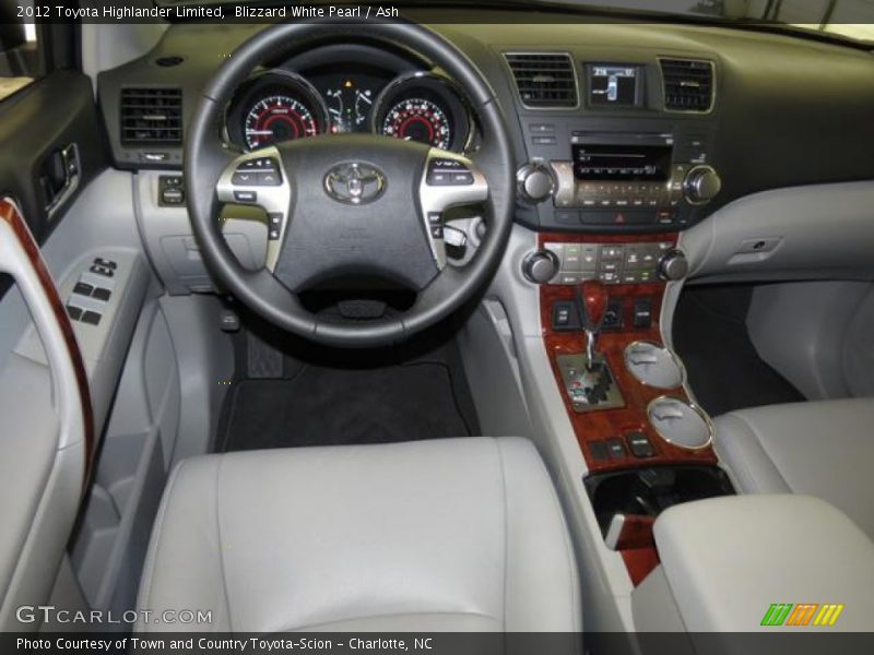 Blizzard White Pearl / Ash 2012 Toyota Highlander Limited