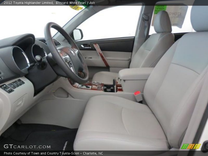 Blizzard White Pearl / Ash 2012 Toyota Highlander Limited