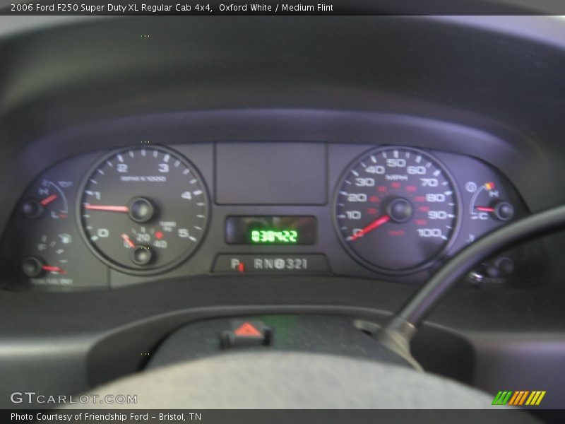 Oxford White / Medium Flint 2006 Ford F250 Super Duty XL Regular Cab 4x4