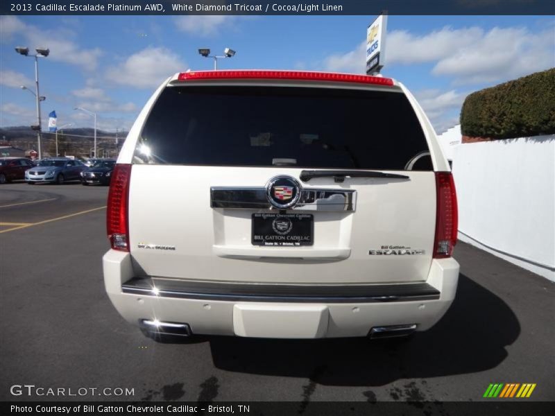 White Diamond Tricoat / Cocoa/Light Linen 2013 Cadillac Escalade Platinum AWD