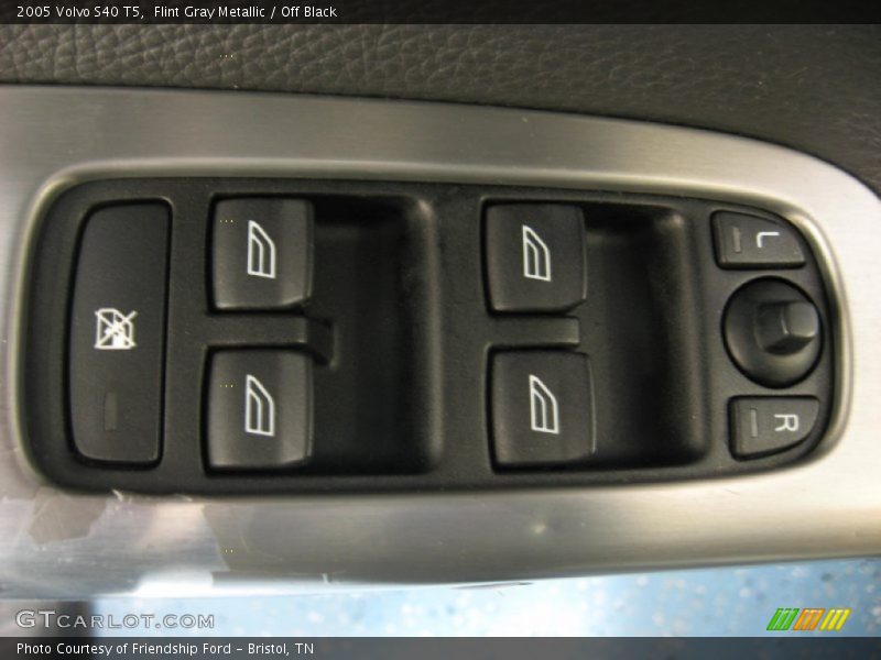Flint Gray Metallic / Off Black 2005 Volvo S40 T5