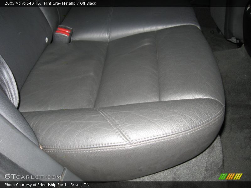 Flint Gray Metallic / Off Black 2005 Volvo S40 T5