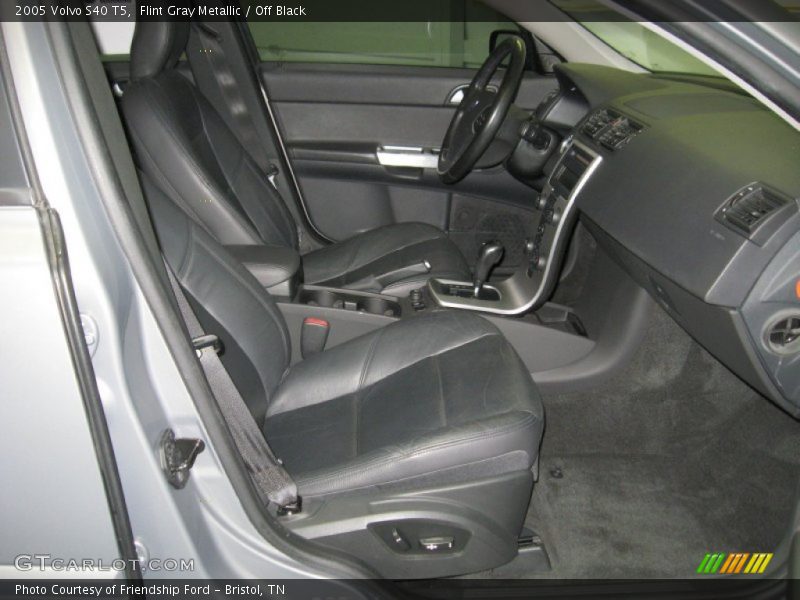 Flint Gray Metallic / Off Black 2005 Volvo S40 T5