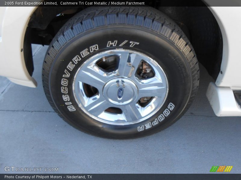  2005 Expedition Limited Wheel