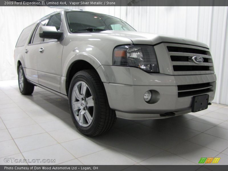 Front 3/4 View of 2009 Expedition EL Limited 4x4