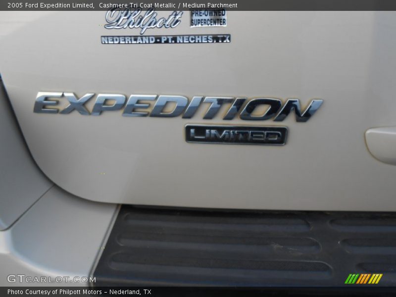 Cashmere Tri Coat Metallic / Medium Parchment 2005 Ford Expedition Limited