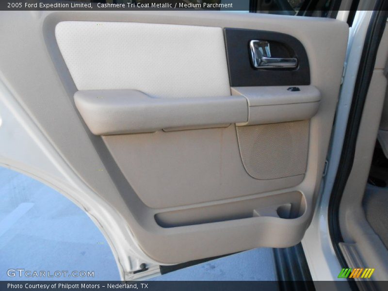 Door Panel of 2005 Expedition Limited