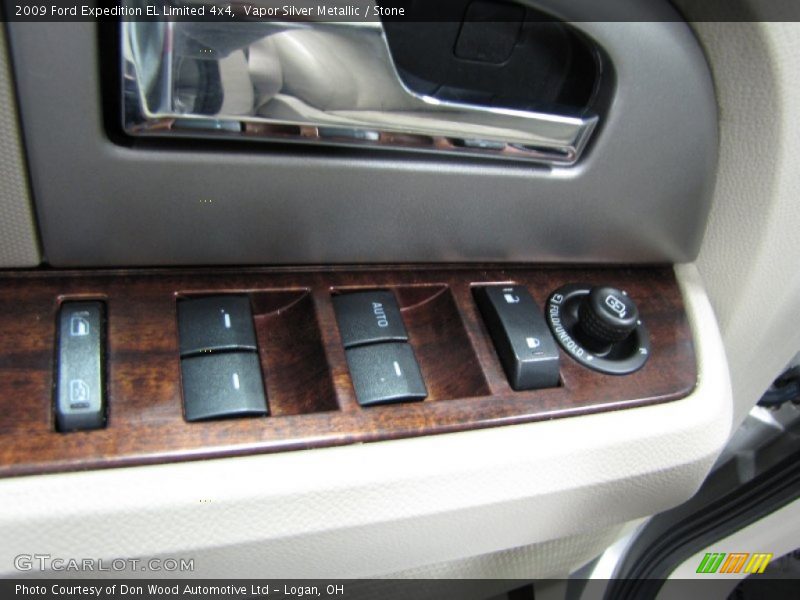 Controls of 2009 Expedition EL Limited 4x4